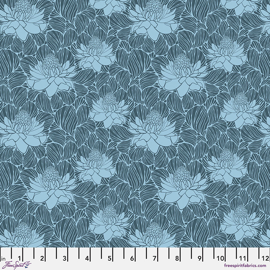 Waratah Grandeur (Slate) by Kirstin Kratz