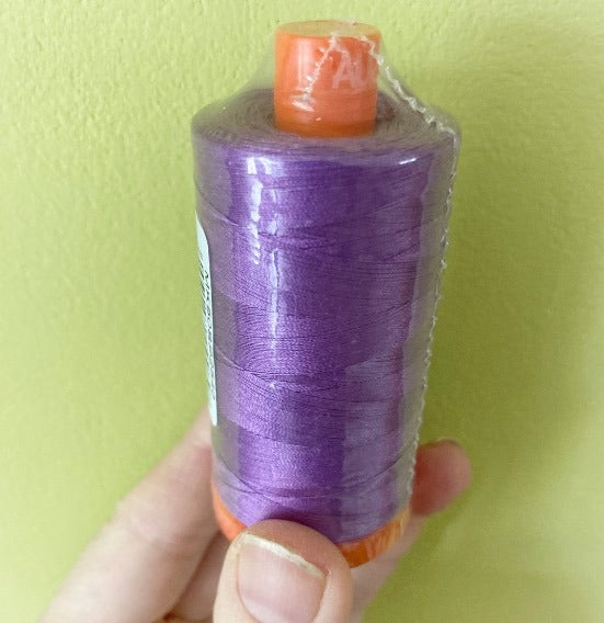 50wt Aurifil - Light purple (2540) - LARGE Spool