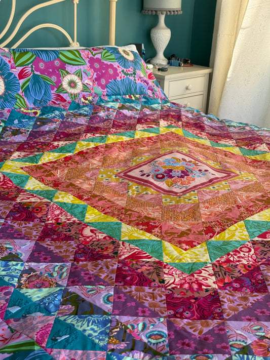 PREORDER Radiance Quilt Kit (Autumn)