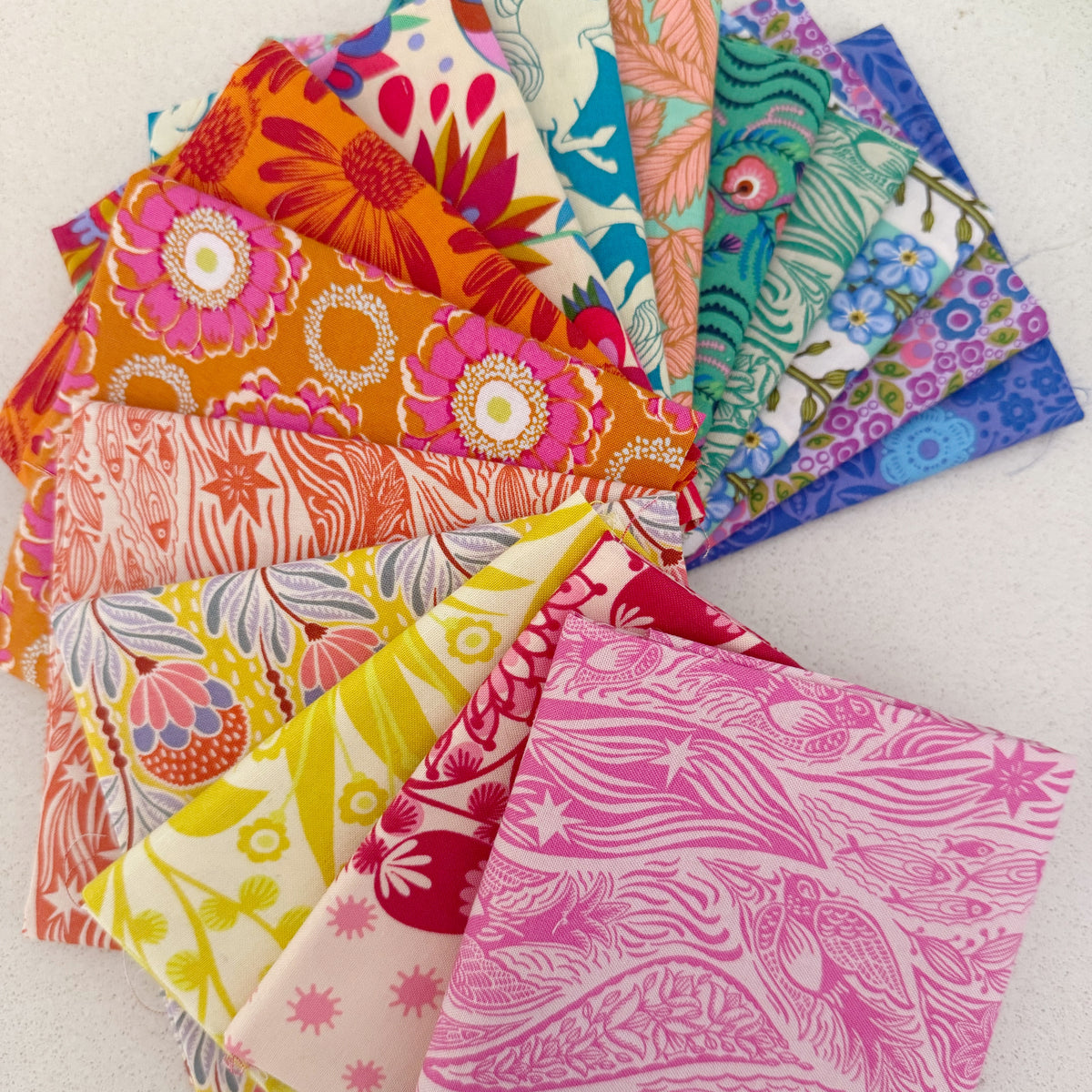 Anna Maria Textiles Fat Quarter bundle (Brights)