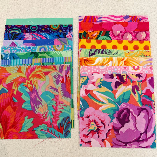 Kaffe Fassett - 5" Charm Pack (HOT)