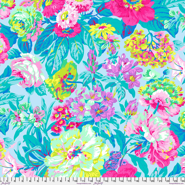 Voluptuous (Pastel) by Kaffe Collective