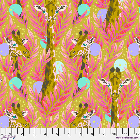 Neck for days (Moonbeam) by Tula Pink